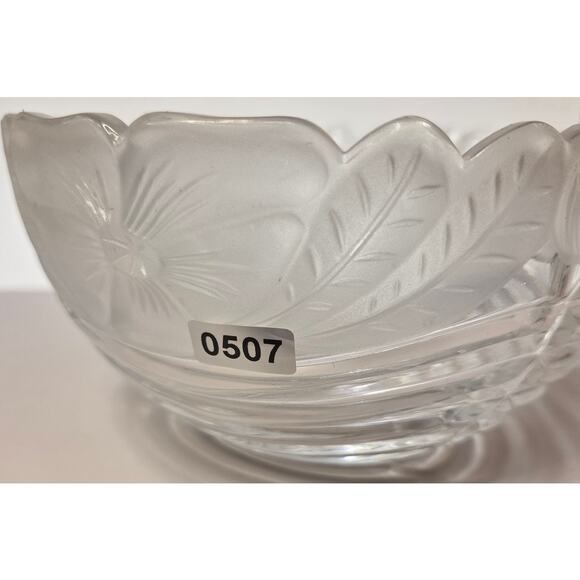 Block Floral Bowl 3.5"x6.75" Heavy Full Lead Crystal. Clear and Frosted. Poland - Picture 6 of 6